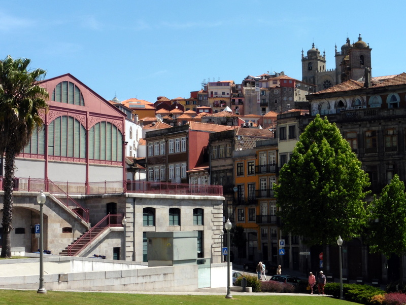 Le marché Ferreiro Borges