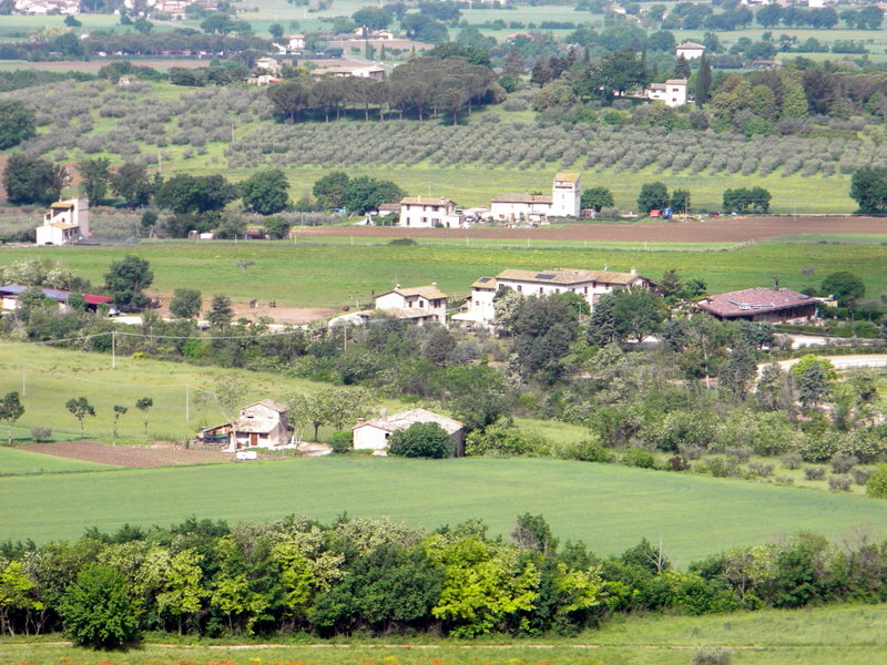 Toscane, Assise