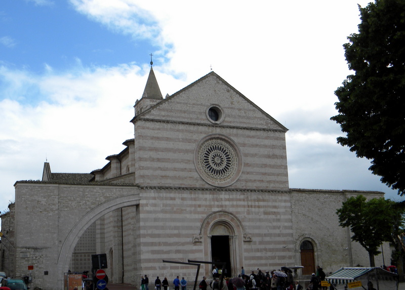 Toscane, Assise