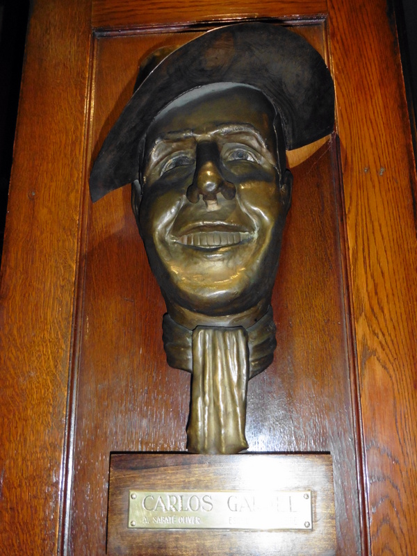 Buste de Carlos Gardel