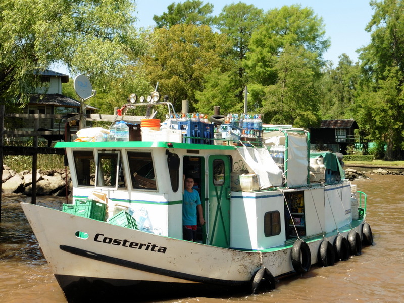 Bateau de livraison