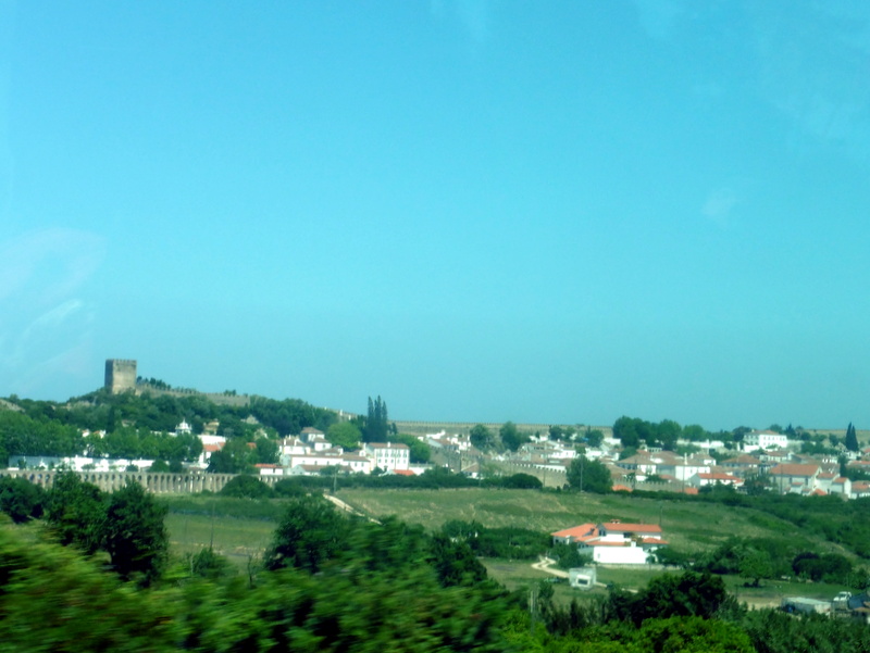 Obidos, vue de loin