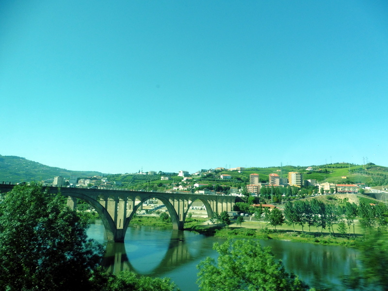 Pont sur la route de Fatima