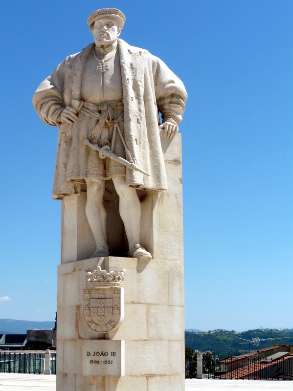 La statue de Jean III