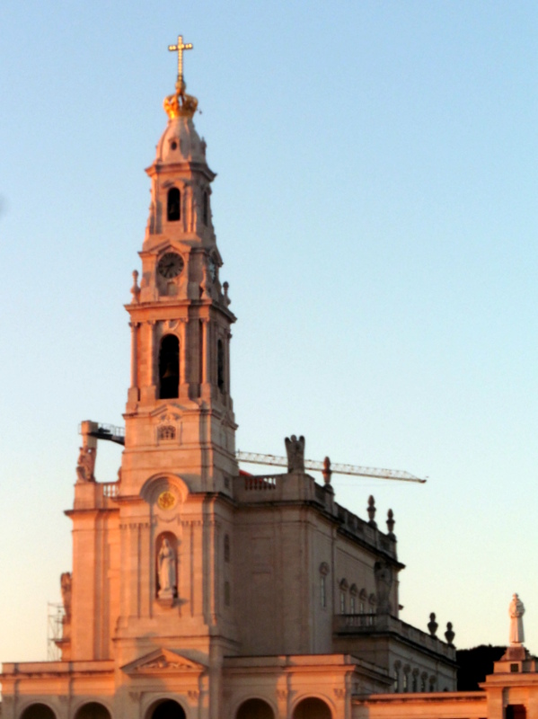 La basilique, le soir