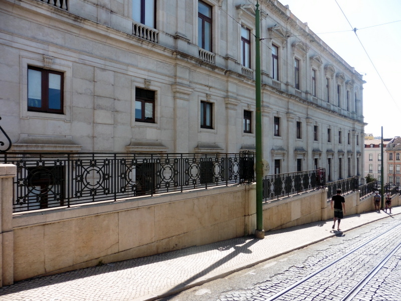 Sur le parcours du tramway