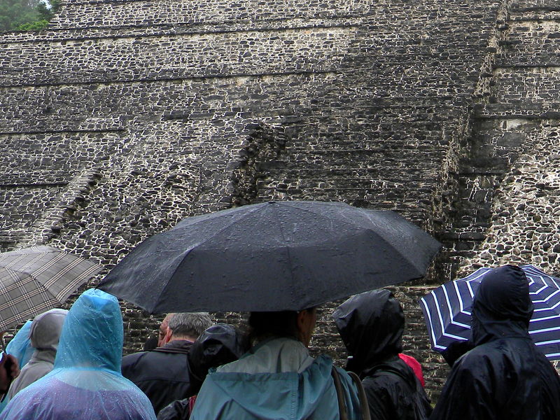 Visite sous la pluie