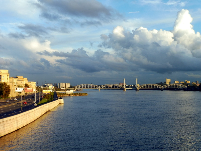 Coucher de soleil sur la Neva