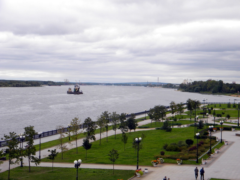 La Volga, vue de la Strelka