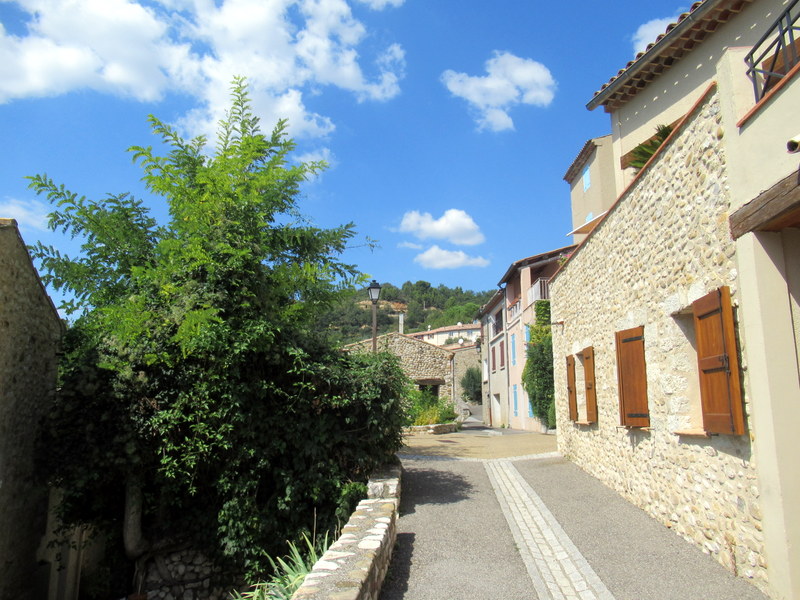 Sainte-Croix-du-Verdon, ruelle du village