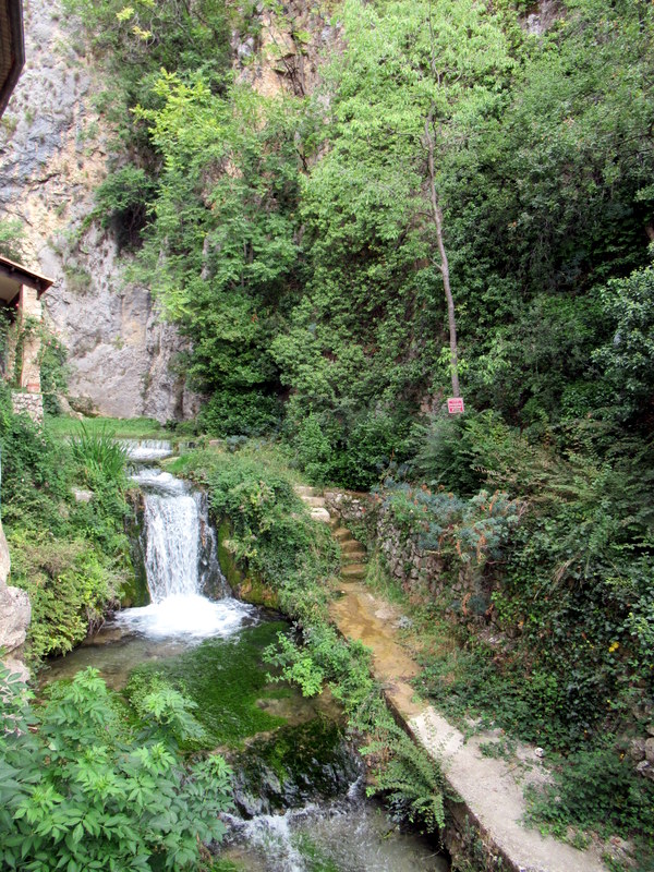 Moustiers, Cascade