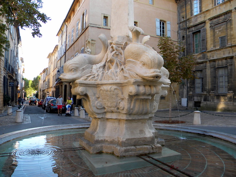 Aix-en-Provence, fontaine des Quatre Dauphins