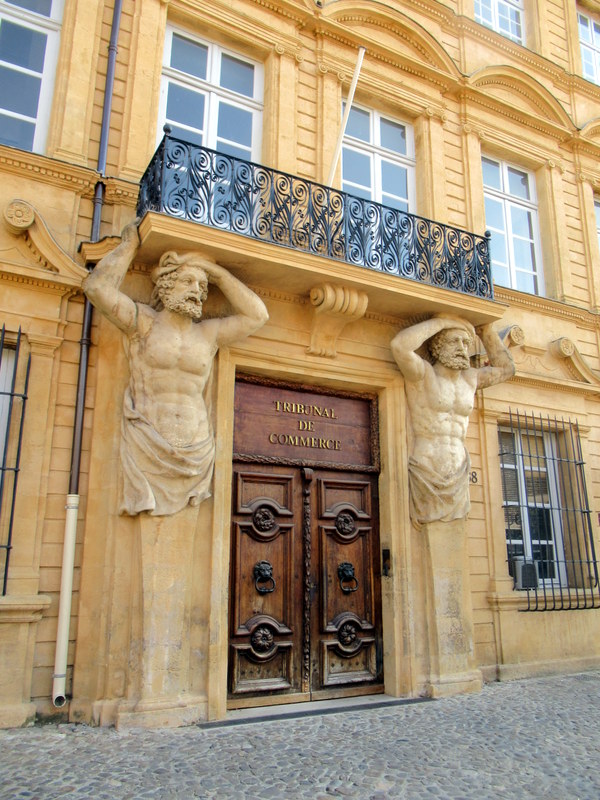 Aix-en-Provence, Tribunal de Commerce, atlantes