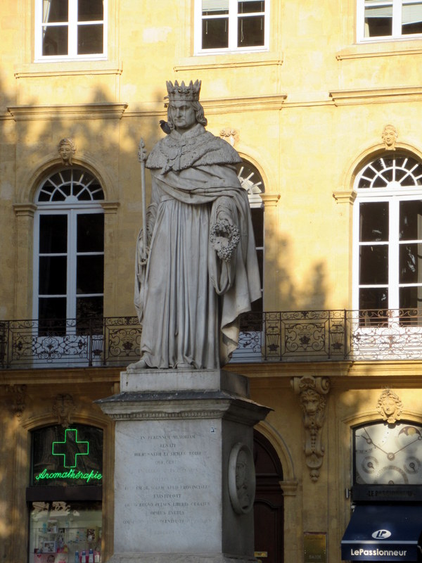 Aix-en-Provence, statue du roi René